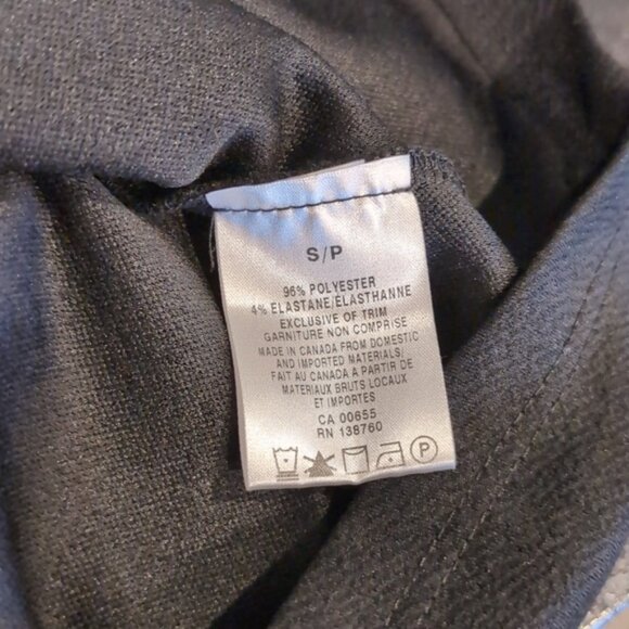 3/$20 Reitmans Tie Waist Blouse Short Sleeve Black Crew Neck Top Size Small - Picture 11 of 11